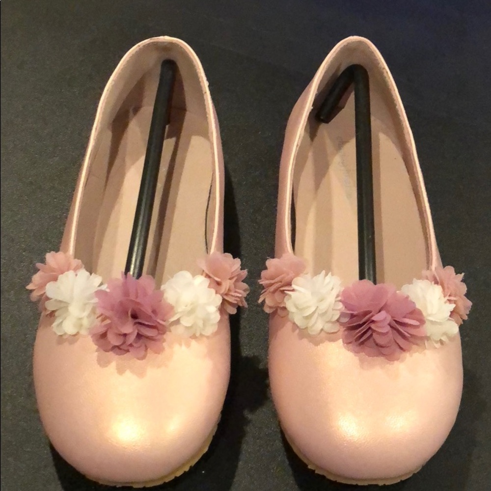 Chasing Fireflies pink floral trimmed flats